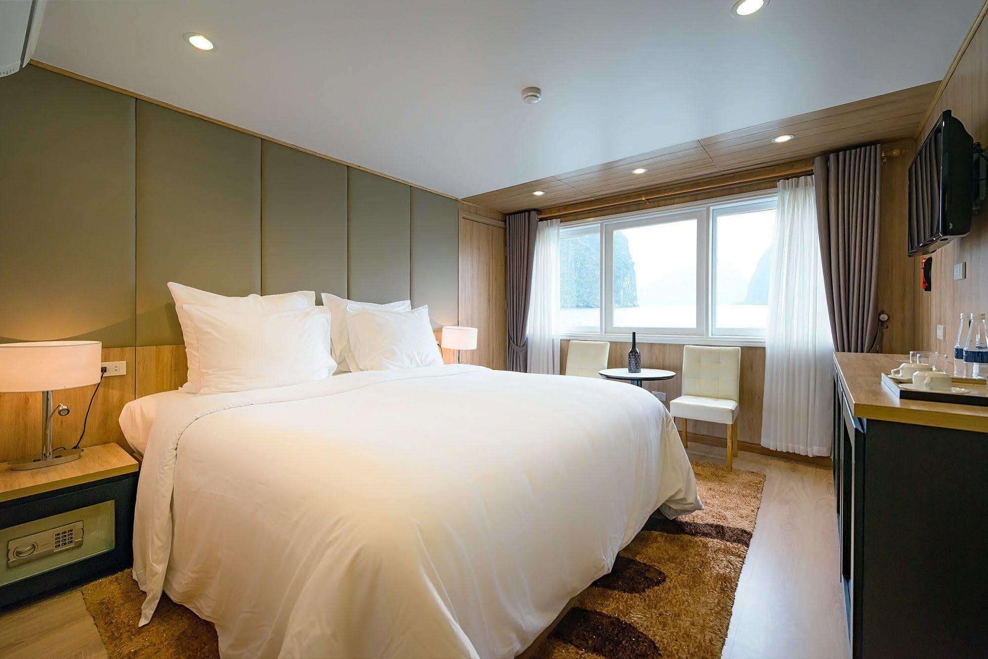 La Vela Premium Cruise - Managed By Paradise Cruises ハロン エクステリア 写真