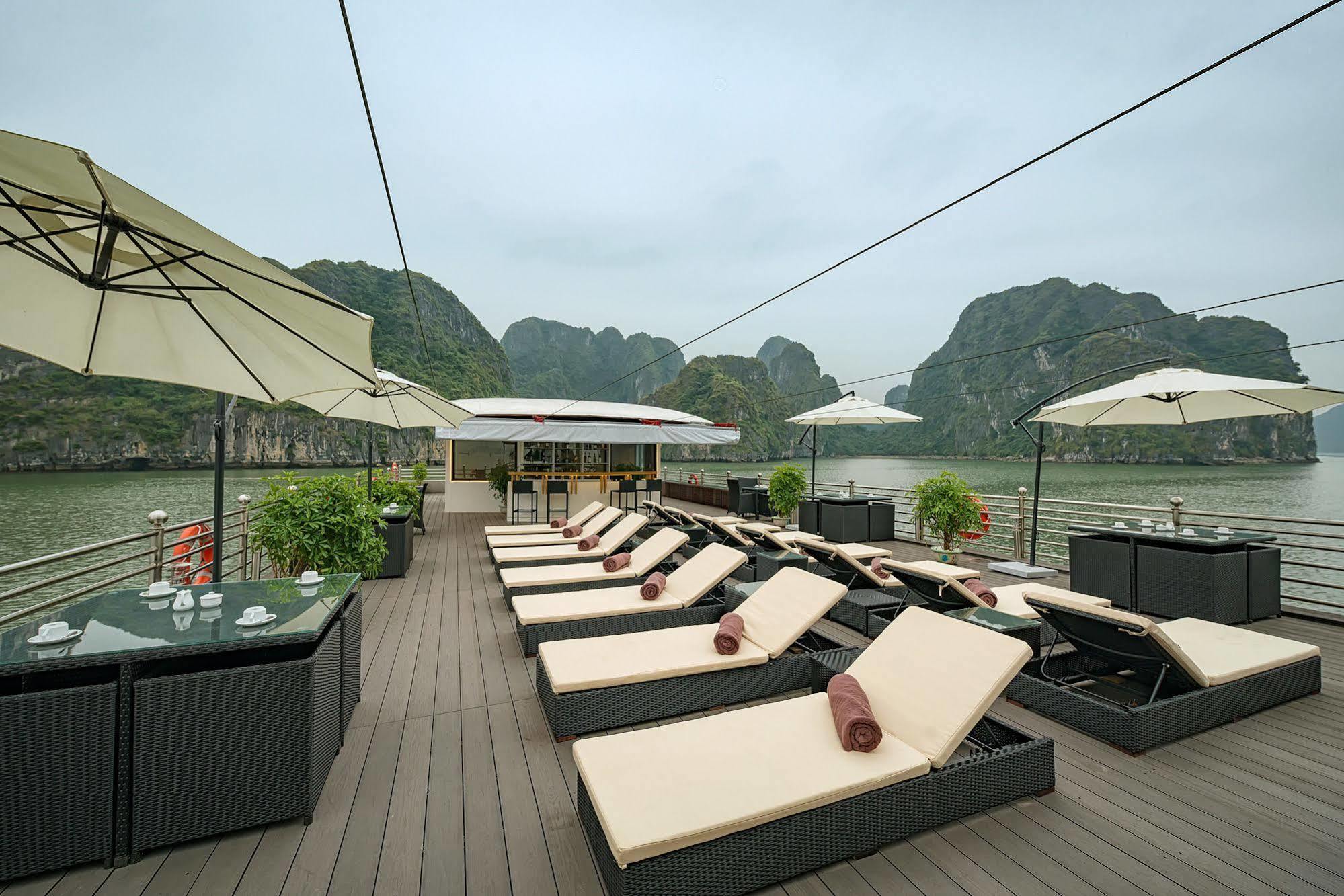 La Vela Premium Cruise - Managed By Paradise Cruises ハロン エクステリア 写真