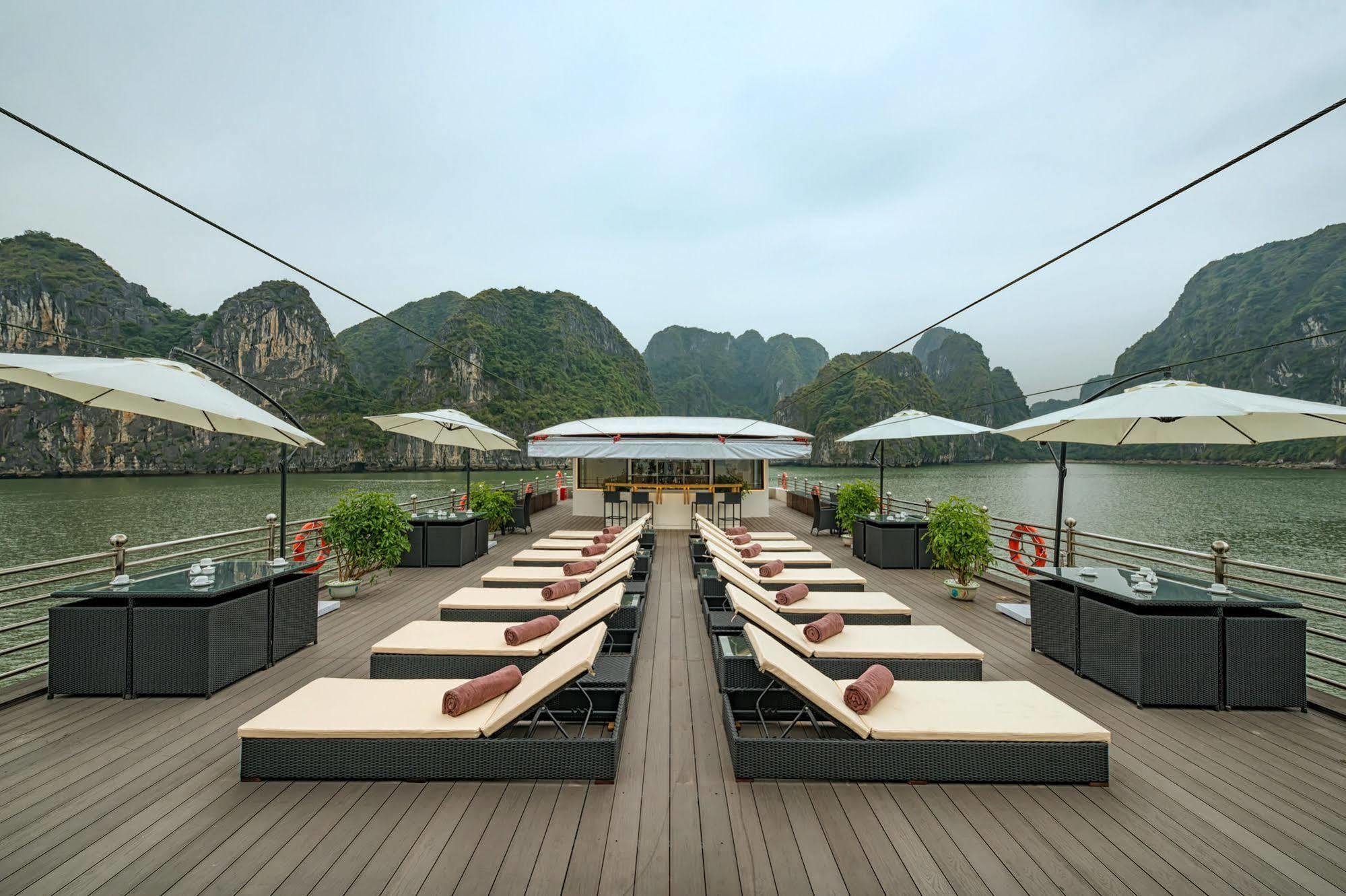 La Vela Premium Cruise - Managed By Paradise Cruises ハロン エクステリア 写真