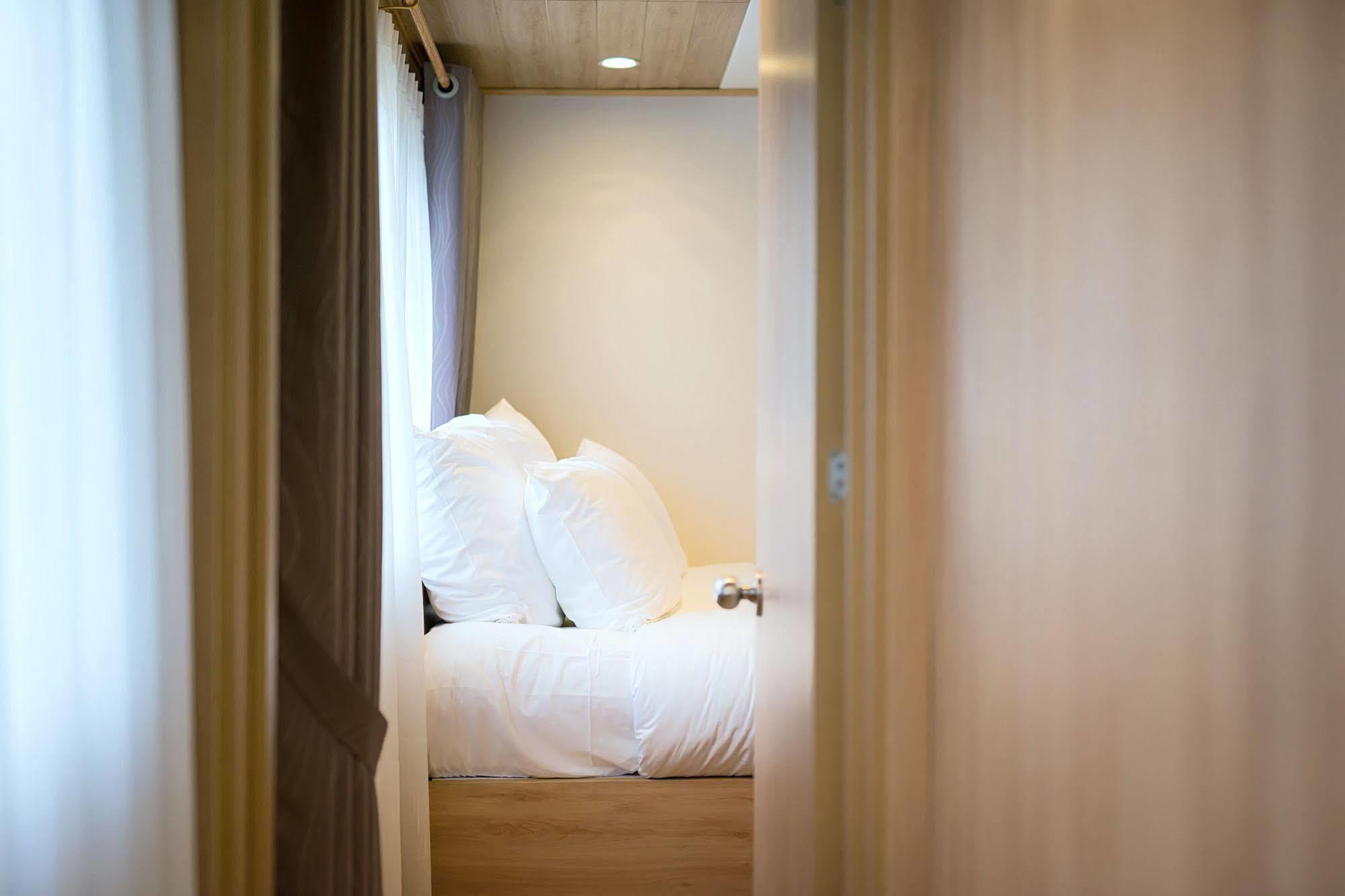 La Vela Premium Cruise - Managed By Paradise Cruises ハロン エクステリア 写真
